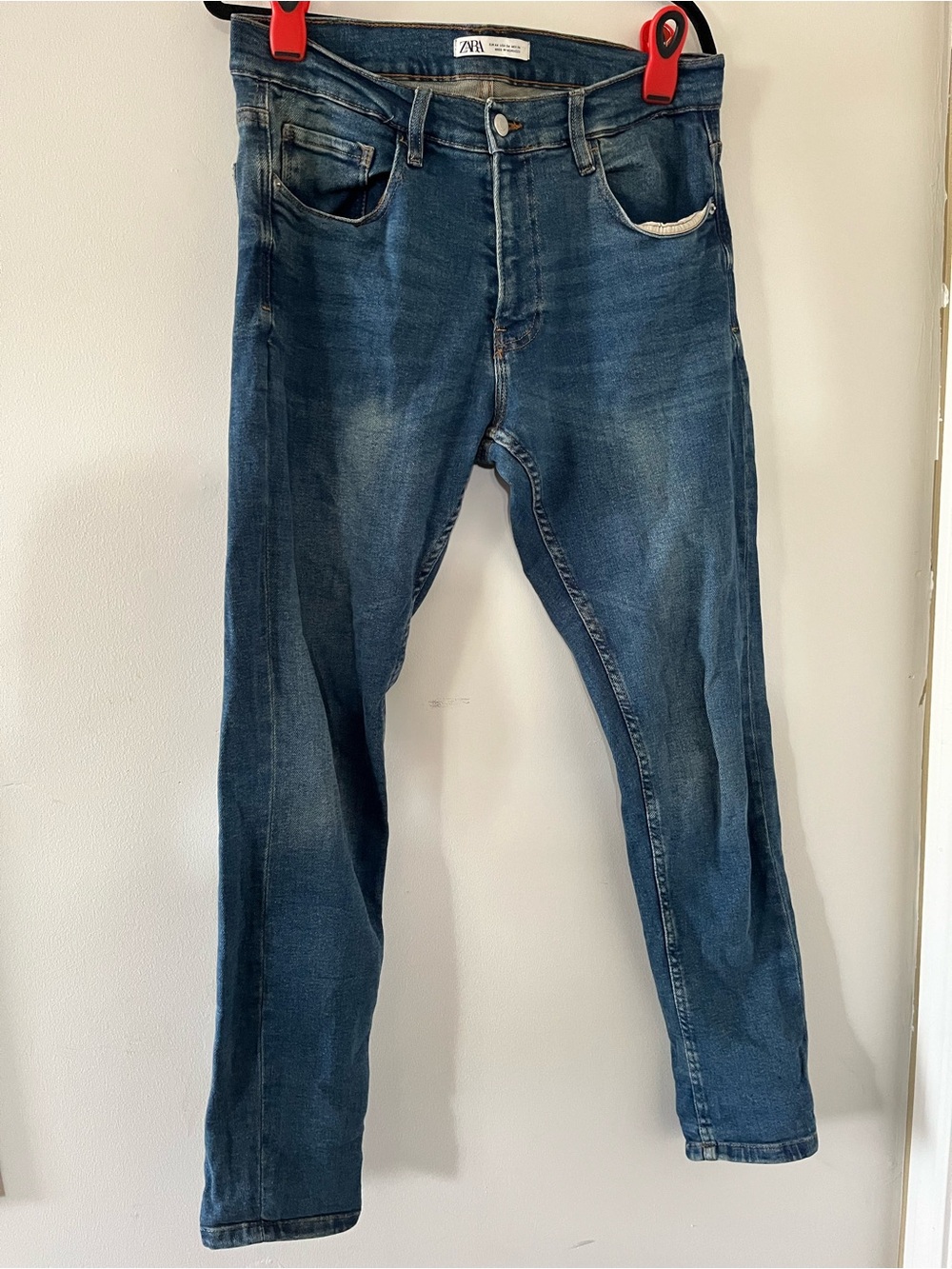 Zara Mens Slim Tapered Jeans 34 Medium Wash Denim Minimalist Casual Western